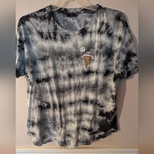 Dikotomy T Shirt Mens Size XL Geometric Graphic Multicolor T shirt Tye Dyed